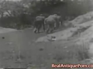 Antigo fora portas adulto vídeo vid de 1915!