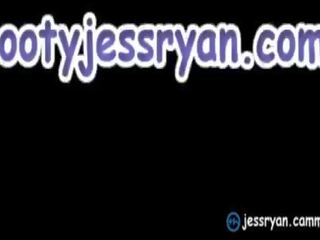 Desirable trentenaire livegirl jess ryan donne un honest dicking évaluation pour matt onlyfans&period;com&sol;jess ryan
