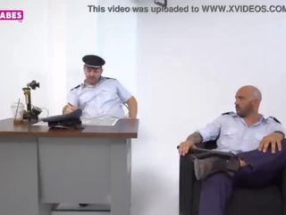 Sugarbabestv&colon; greeks αστυνομία αξιωματικός Ενήλικος συνδετήρας