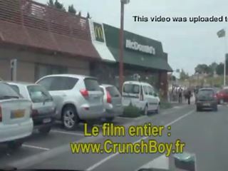 Sexe au restaurant exhib mac donalds des jeunes se sucent leur grosse beißen sous