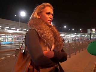 Groß titty milf airport wählen nach oben und fick <span class=duration>- 30 min</span>