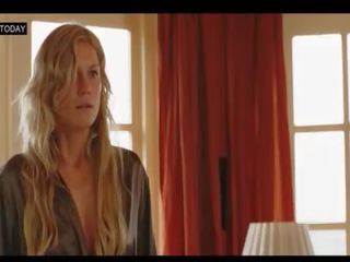 Sophie hilbrand - holandské blone, nahý v verejnosť, masturbácie & x menovitý film scény - zomerhitte (2008)